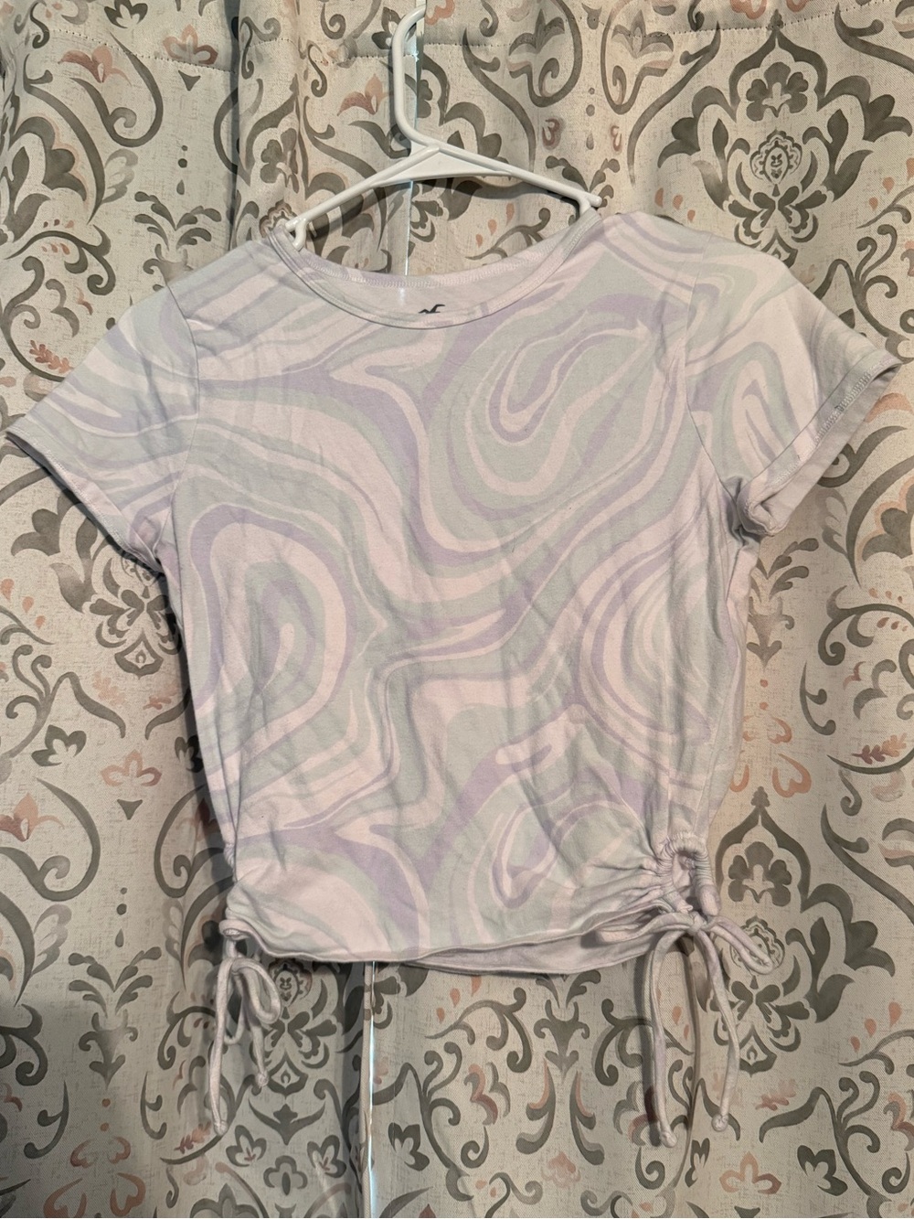 Hollister Swirl Print Adjustable Ruched Side Crop Baby Tee Top